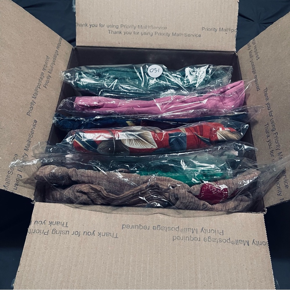 Reseller Box 5 lbs Mall Brands Mixed Sizes